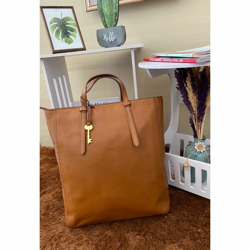 tas fossil camilla large tan