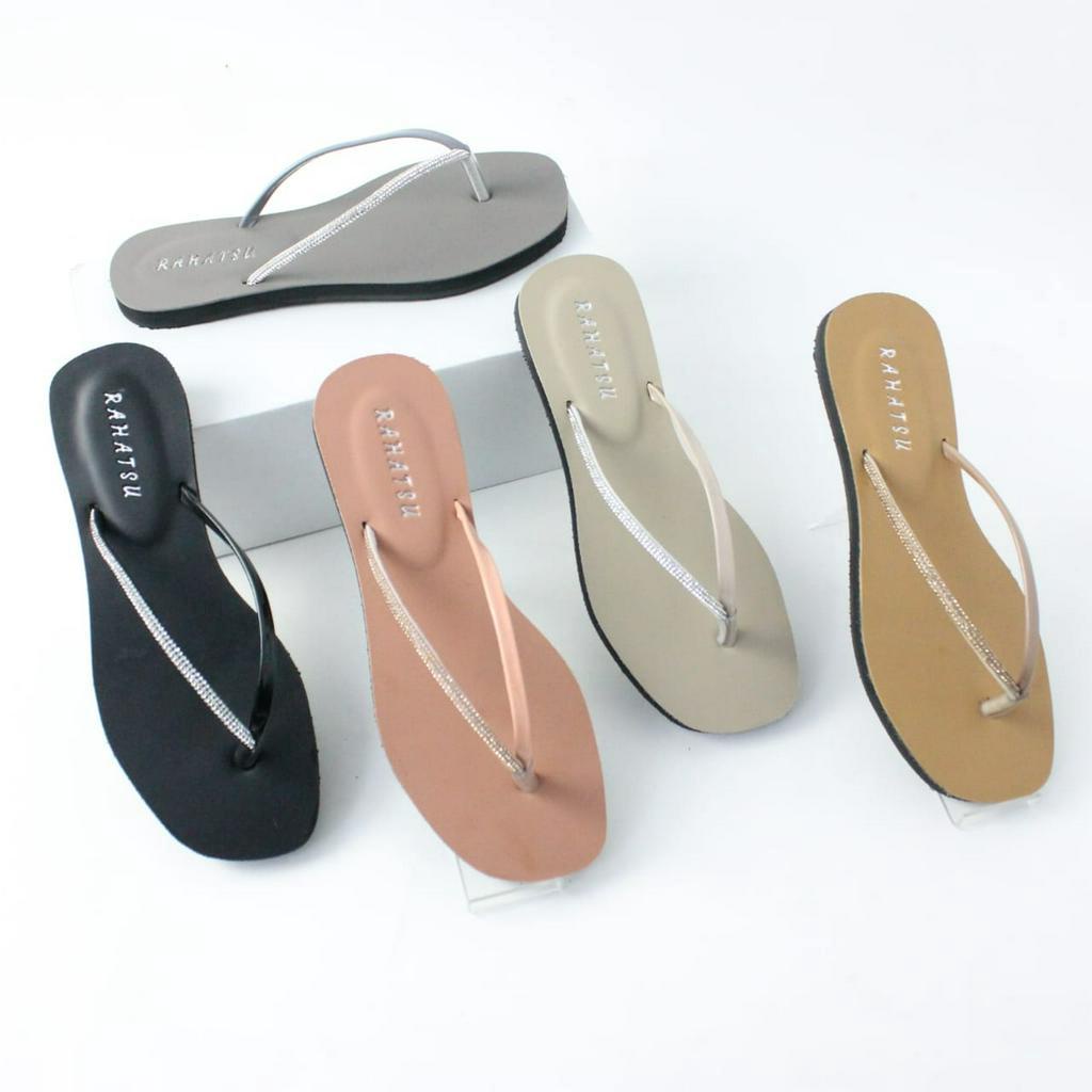 NEW SANDAL JEPIT WANITA KEKINIAN DAN SIMPEL