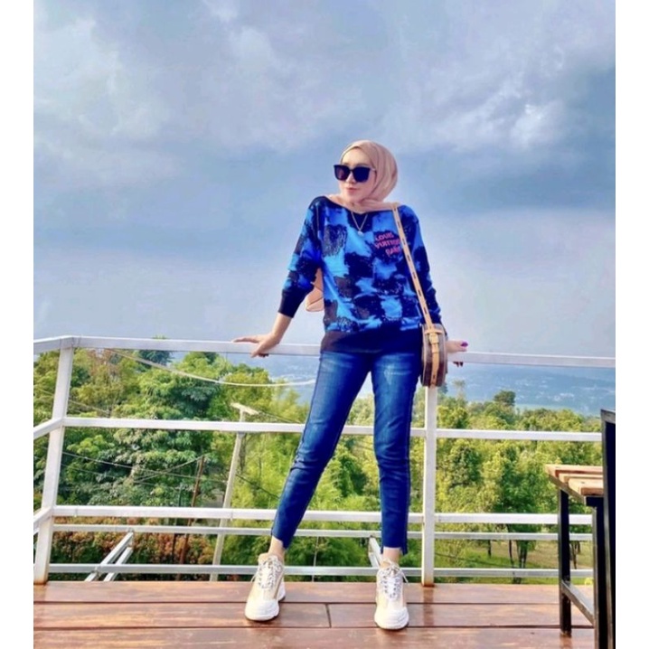 pakaian wanita SWEATER RAJUT LV