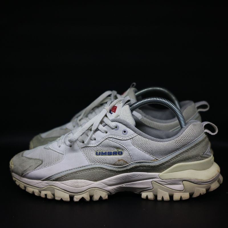 Sepatu Umbro Bumpy Sneakers (second)