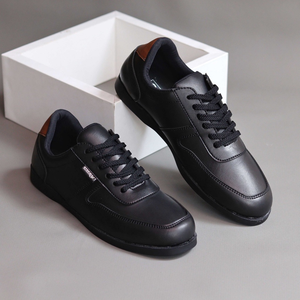 Xshoesbdg.id x Csz Sepatu Casual Pria Sneakers Sepatu Pria Casual Sepatu Sneaker Pria Cowok kulit Pu Sepatu Kasual Semi Formal Kerja Nongkrong