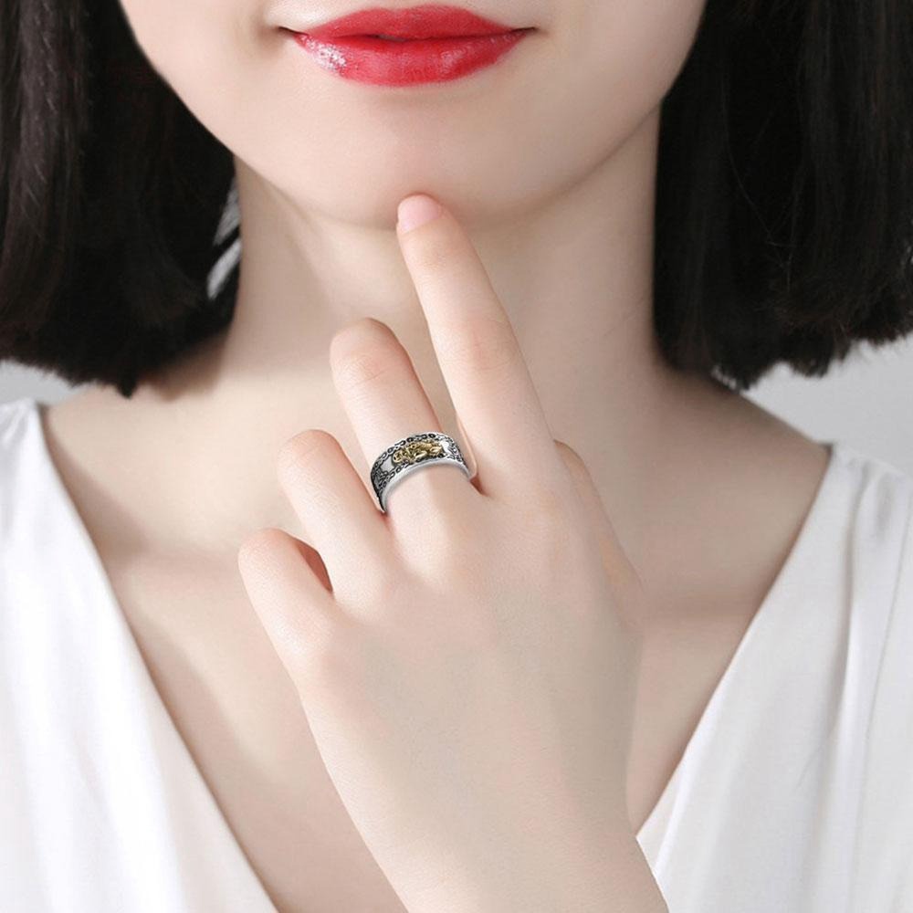 Cincin Model Terbuka Desain Naga Pixiu Warna Silver Gaya retro Kreatif Adjustable Untuk Priawanita