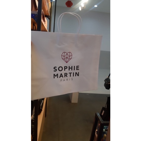 

paper bag sophie martin no cod (hanya untuk yg order barang di toko ini)