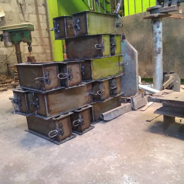 Jual Cetakan batako 40x20x10 model baut | Shopee Indonesia