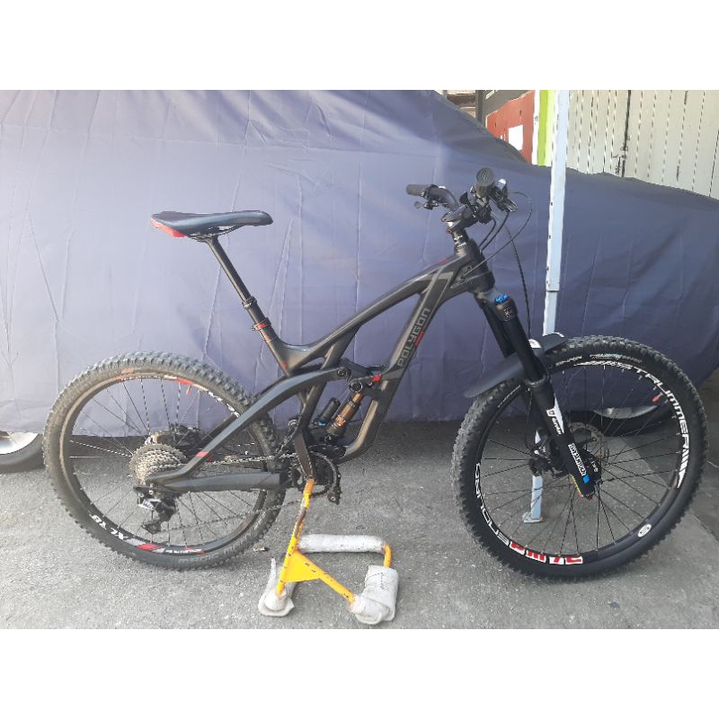 polygon collosus n9 carbon frame