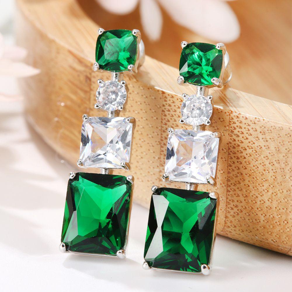 Anting Tetes Air Kristal Nanas Emerald Heart Stud Earring Cubic Zircon