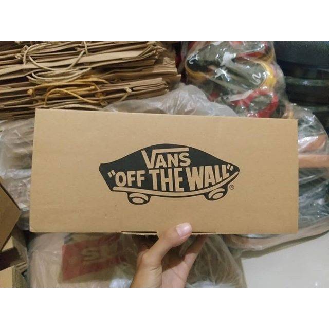 Tempat Kotak Box Sepatu Vans Off The Wall Kado Hadiah