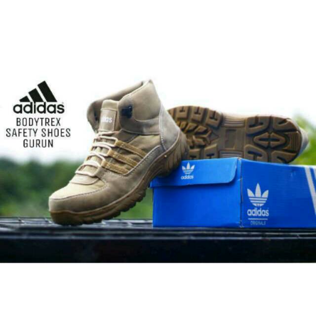 adidas boots safety / sepatu tracking /sepatu boot pria