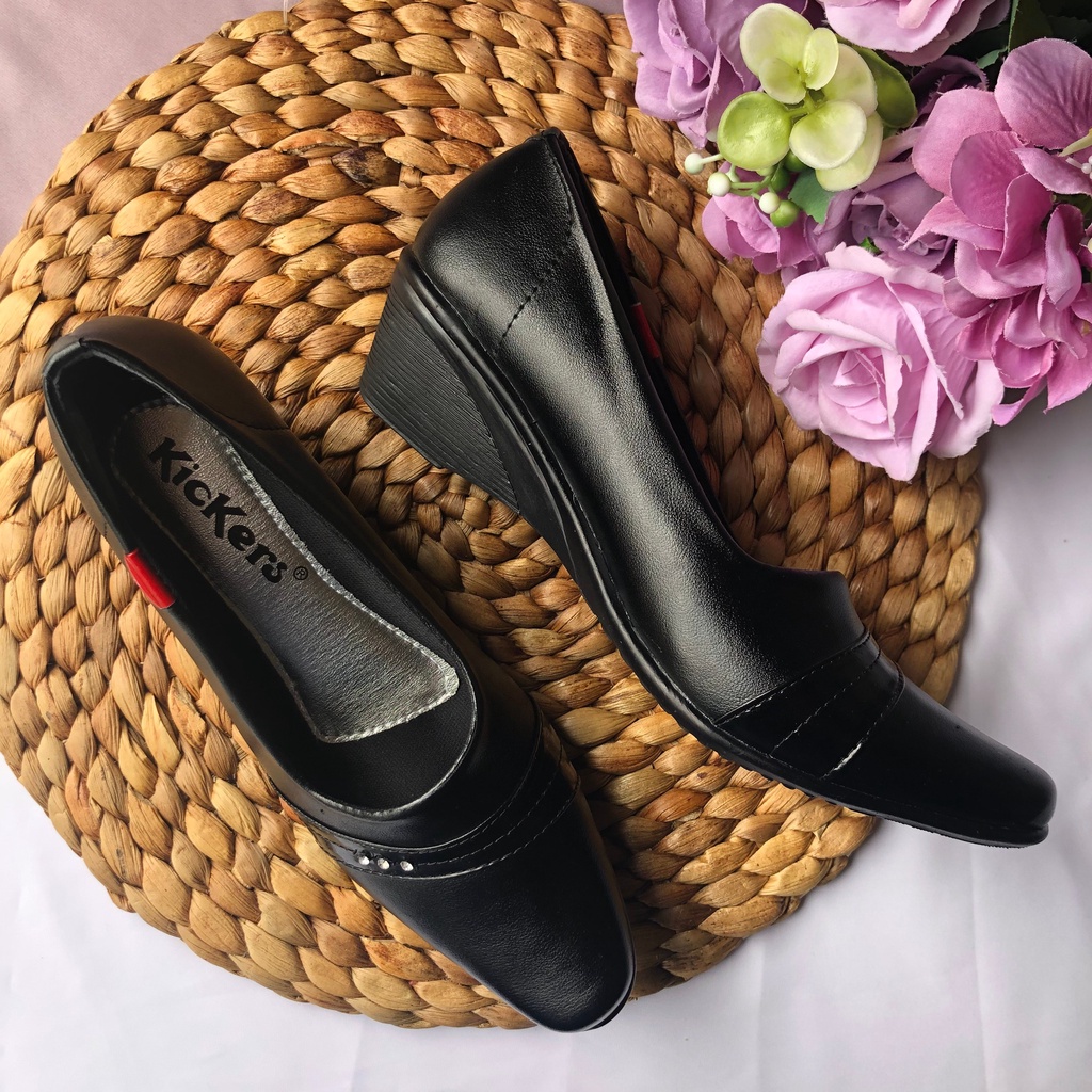 SEPATU PANTOFEL D25 1 WANITA cewek kantor hak hitam termurah kulit sintetis TERLARIS Sepatu Wanita Pantofel Paskibra Sekolah Hak 3cm sepatu kerja wanita / sepatu pantofel wanita  sepatu pantopel sepatu slip on wanita sepatu kerja sepatu kantor