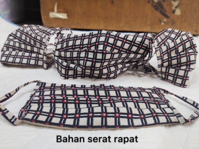 [Ready Stock] Mask cover motif polos 2 sisi / Penutup wajah kain 2 lapis dengan kantong tissue