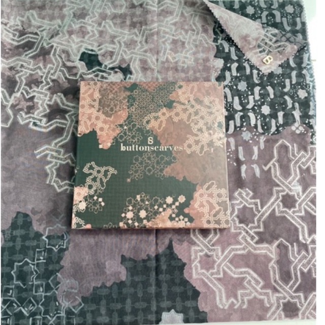 buttonscarves haramain preloved