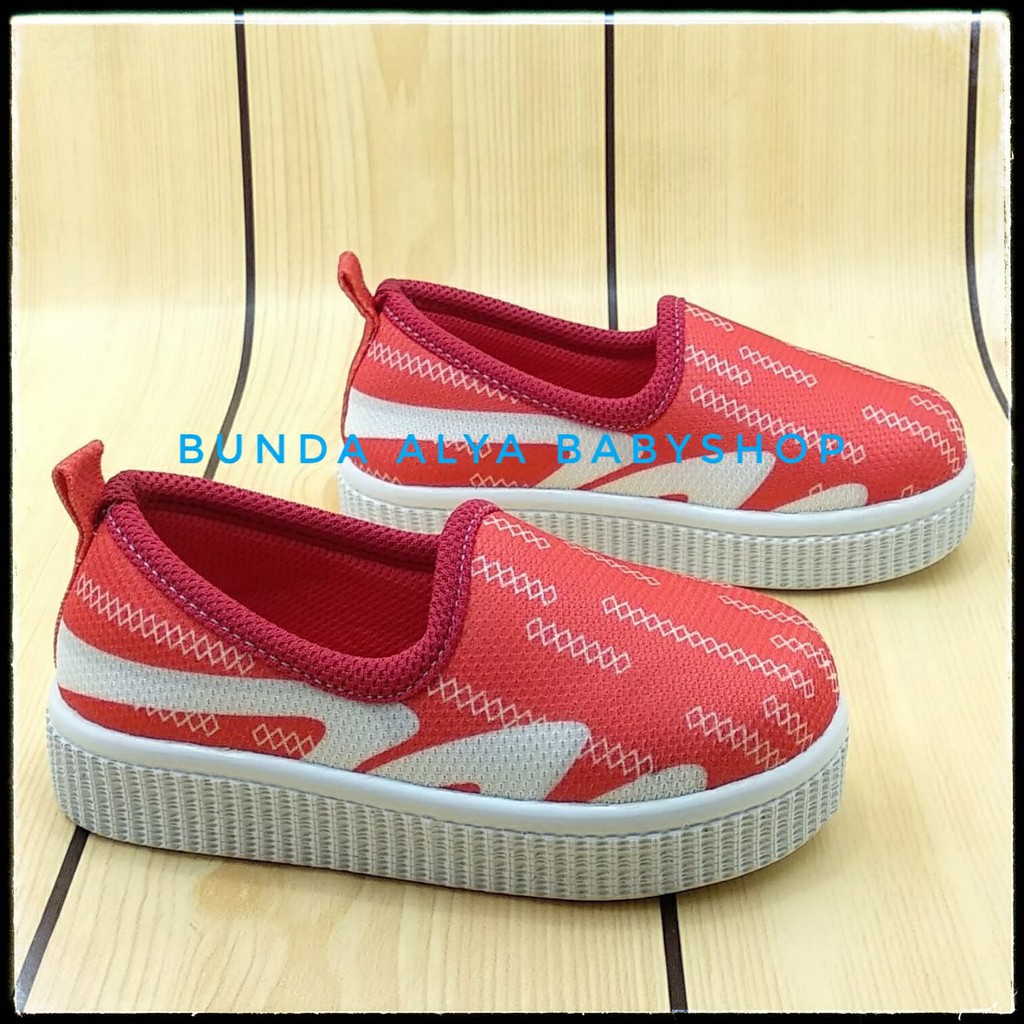 Sepatu Anak Laki Laki Usia 1 2 3 4 5 6 7 Tahun Size 22 - 34 MERAH - Sepatu Anak Slip On Alas Karet Anti Licin