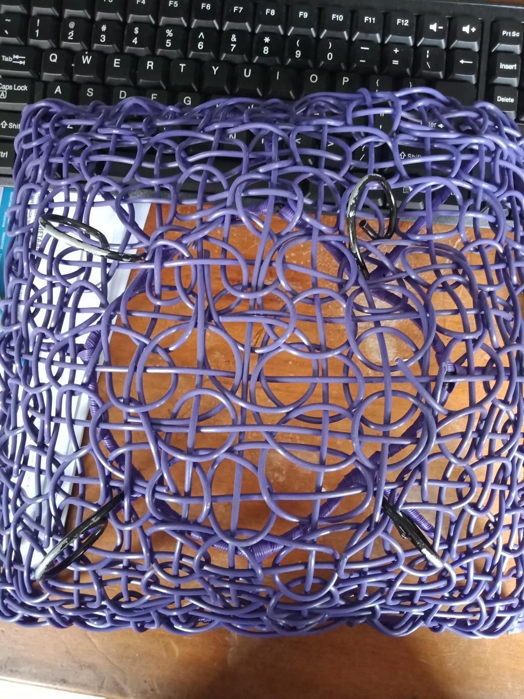 Keranjang Buah Bentuk Daun Rotan Sintetis