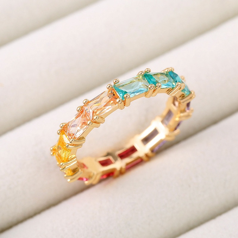 Cincin Wanita Warna Pelangi Untuk Pesta Dansa