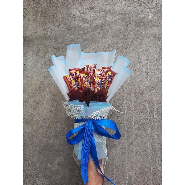 

Buket snack/bucket snack/buket wisuda/buket snack murah/buket snack ulang tahun