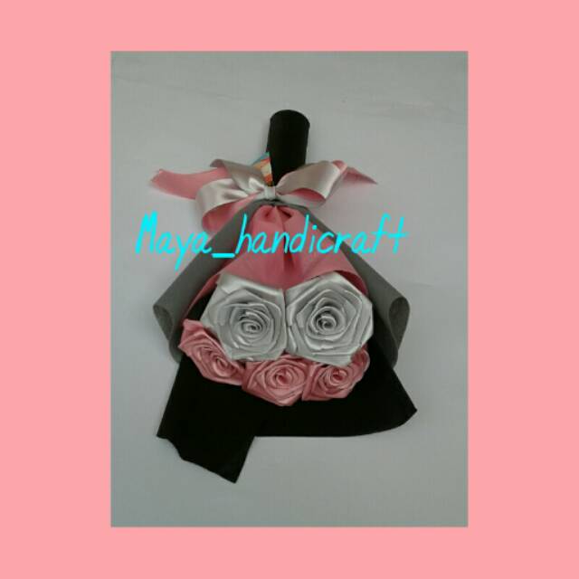 Buket bunga satin 5 tangkai