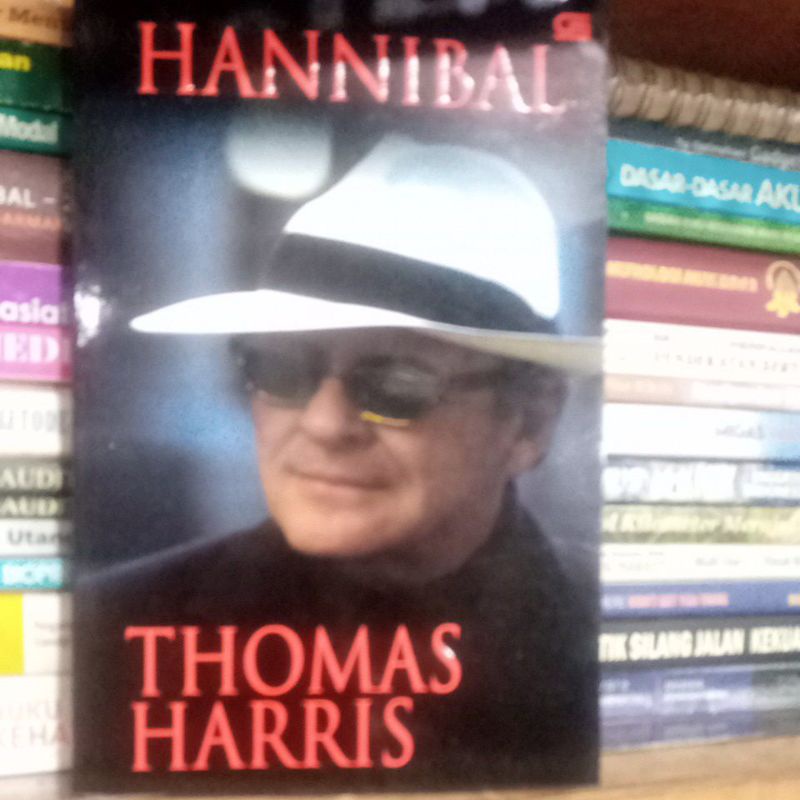 buku HANNIBAL Thomas Harris