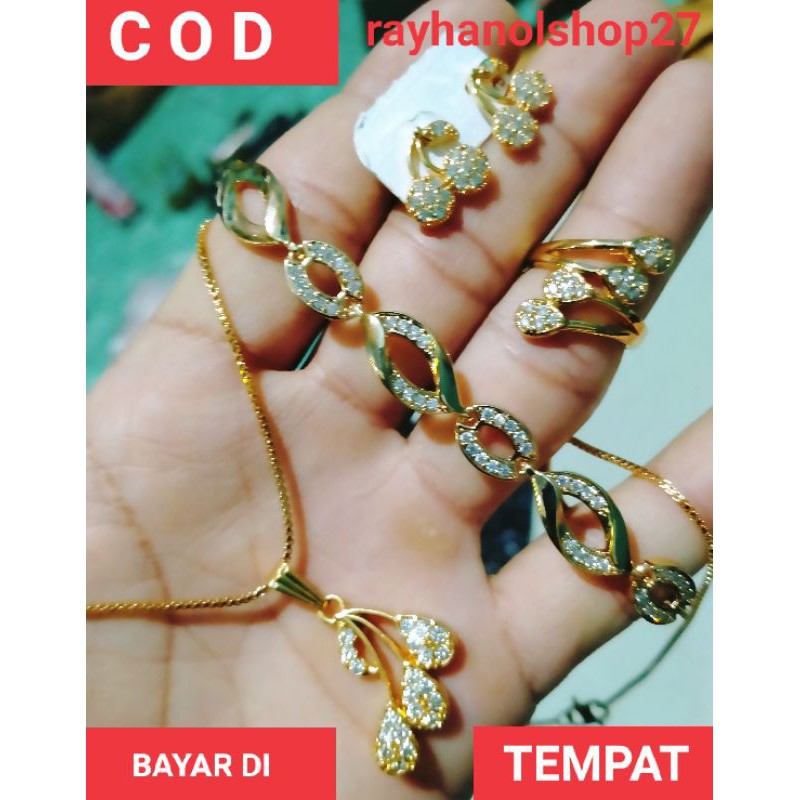 SET TERBARU PERHIASAN WANITA TITANIUM MOTIF TANGKAI FULL PERMATA CRISTAL PUTIH ANTI LAPIS EMAS 22 K