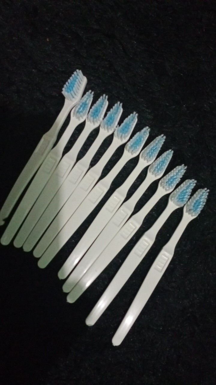 Sikat Gigi Hotel Bulu Halus / Super Termurah