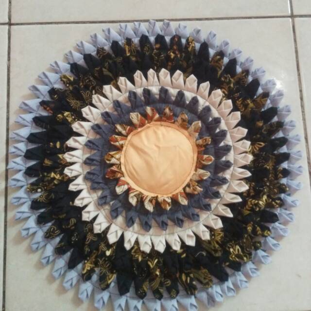 Keset kaki bulet bunga matahari