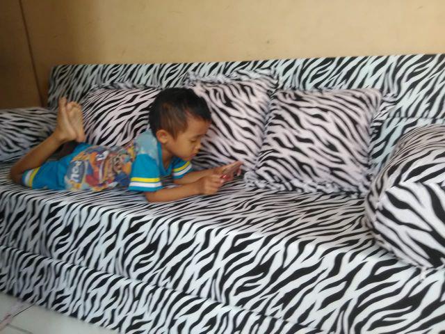 Sofabed Inoac 200x180x20 Eon D23 Garansi 10th