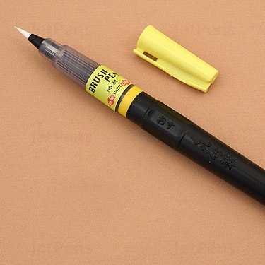 Kuretake ZIG Cartoonist Brush Pen No. 24 - Small - Black