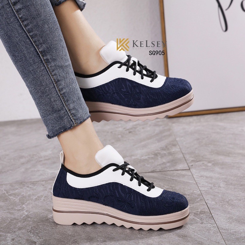 (GRATIS ALAS KAKI) Kelsey Sepatu Wedges 5cm Wanita Kelsey / Wedges Kanvas Bordir Wanita SG905