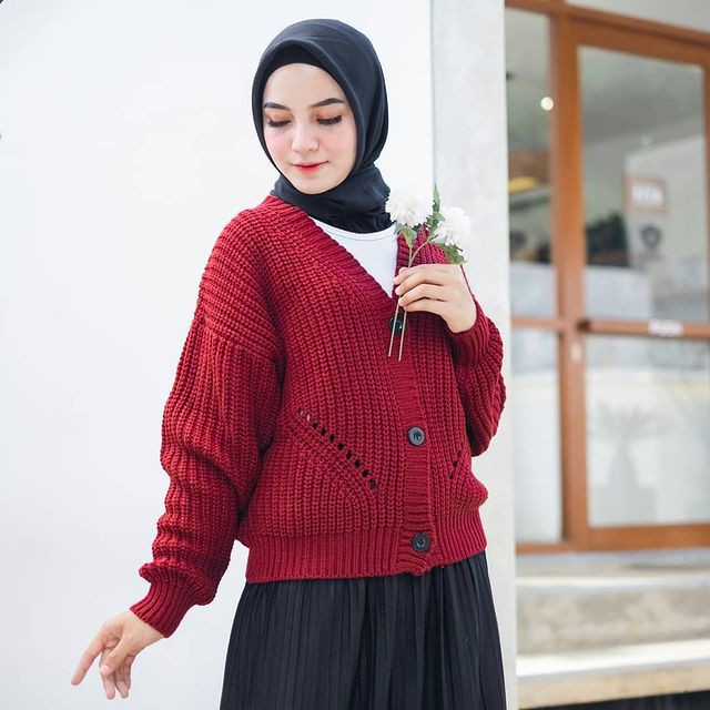 Cardigan Rajut Wanita Tebal