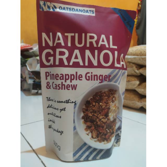 

Natural granola Pineapple Ginger & Cashew 500g