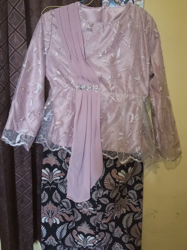 Maura Couple - Sania Ruffle Batik Couple Ori Ndoro Jowi Dnt Garansi Termurah Shopee - Mote Dusty