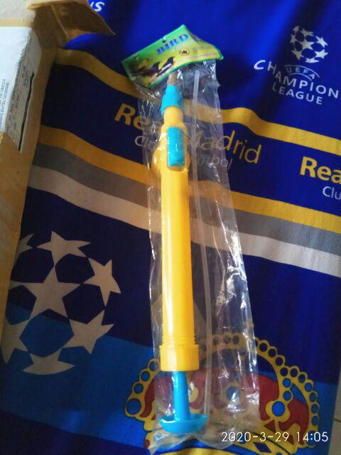 Semprotan Air Pompa Mandi Burung