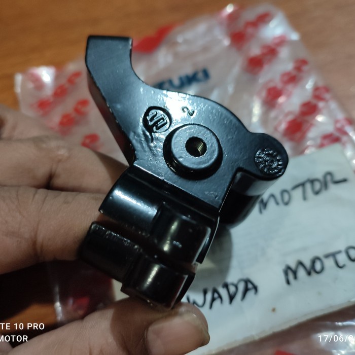 DUDUKAN HANDLE KOPLING SUZUKI SATRIA 2TAK ORIGINAL