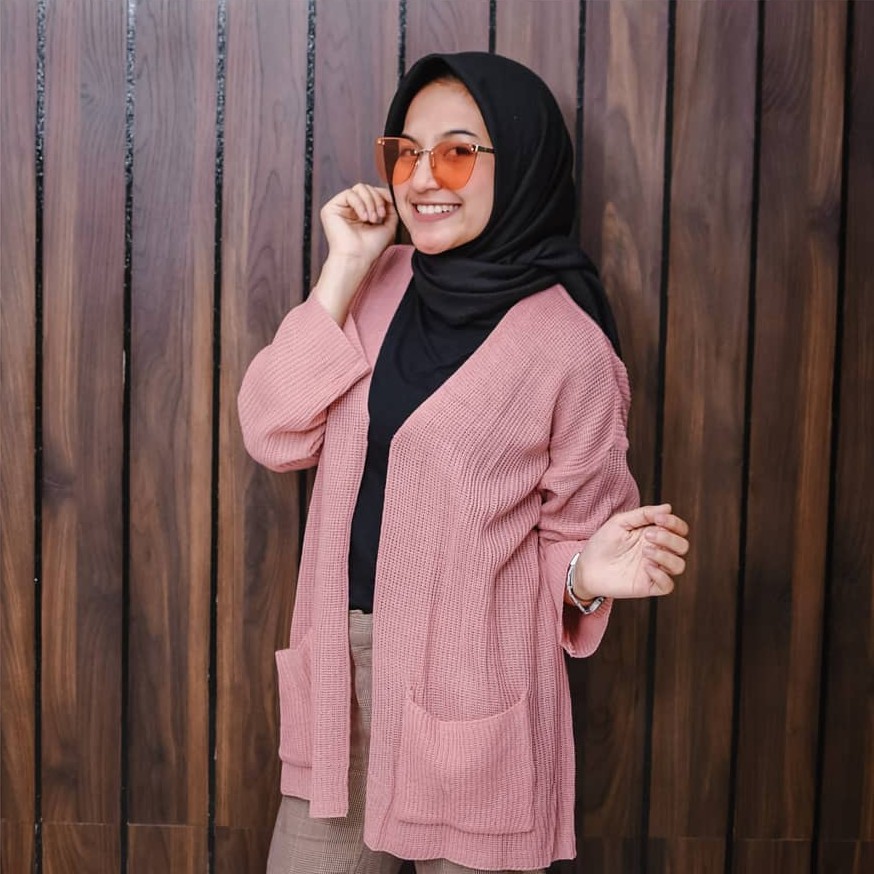 Cardigan Wanita Loocy Cardie  Rajut