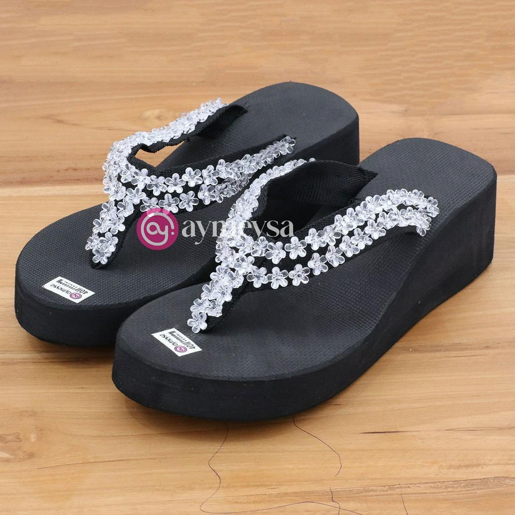 RUBY Sandal Wedges Jepit Spons Wanita Hiasan Manik-Manik Terbaru 2023 Desain Modern Simpel dan Praktis Sendal Beads