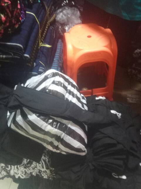 Udeng Sunda jadi/ full menutupi kepala