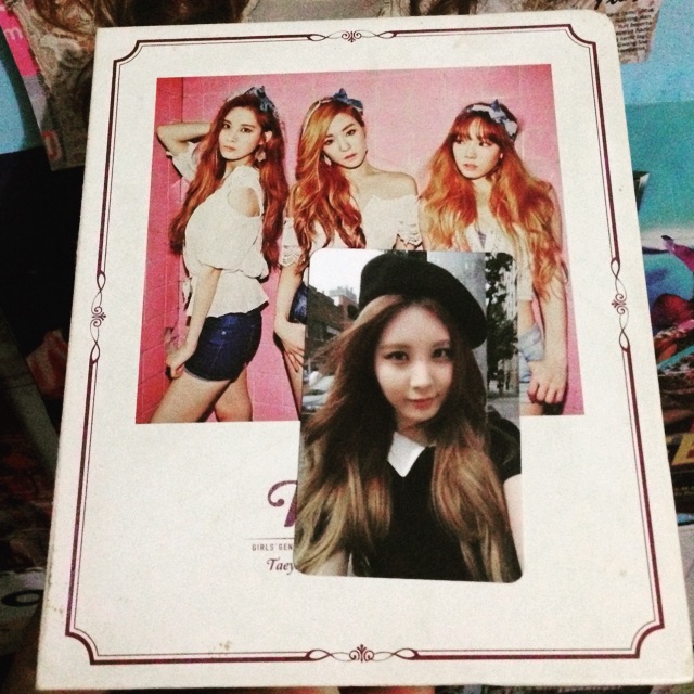 Album SNSD Holler