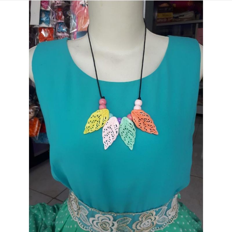 Kalung Motif Daun Aksesoris Kalung Perempuan Kalung Hijab Tali Panjang Kalung Pesta