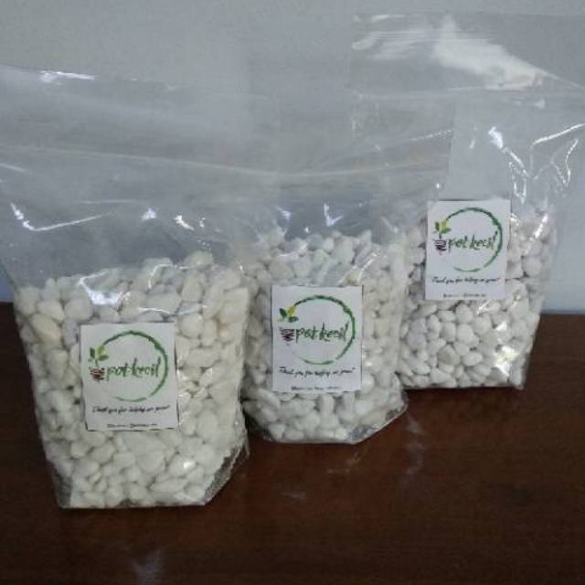Batu Hias Putih / Batu Tabur Putih / batu putih italily / batu hias tanaman / batu hias kolam