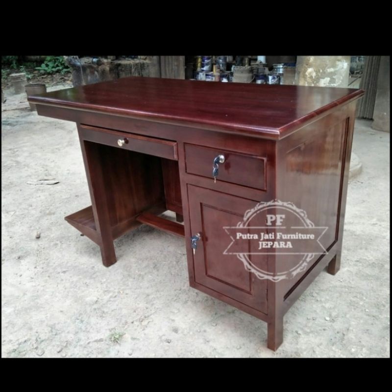 Meja kerja kantor laci kunci minimalis bahan kayu jati
