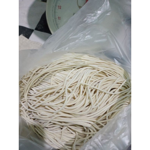 

mie ayam mentah