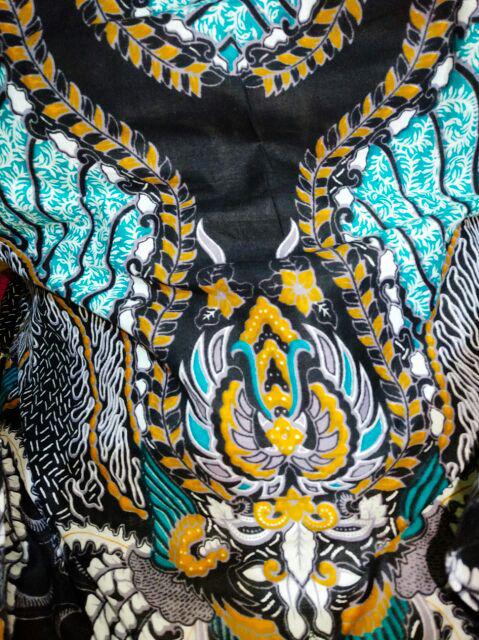 Maura Couple - Sania Ruffle Batik Couple