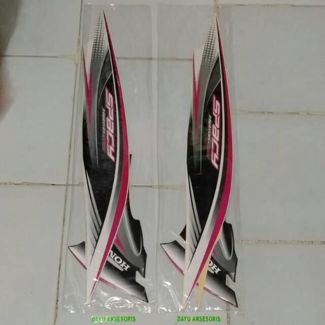 striping spacy 2011 putih