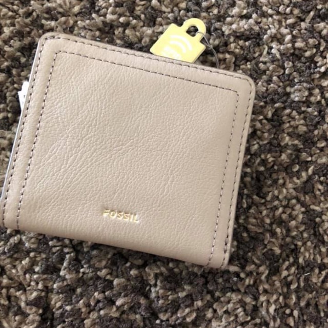 Fossil Logan Bifold