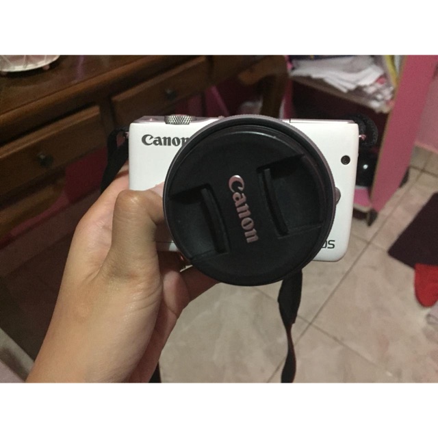 Canon EOS M10 second