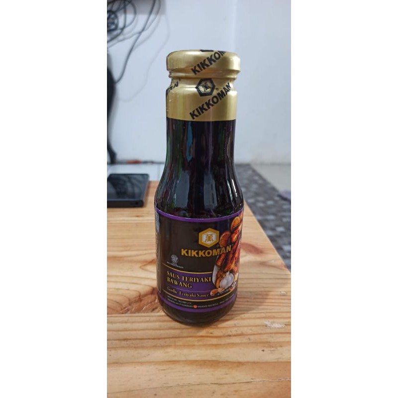

Kikkoman Teriyaki Garlic 300 ml Saos Bumbu Teriyaki Bawang Premium Halal