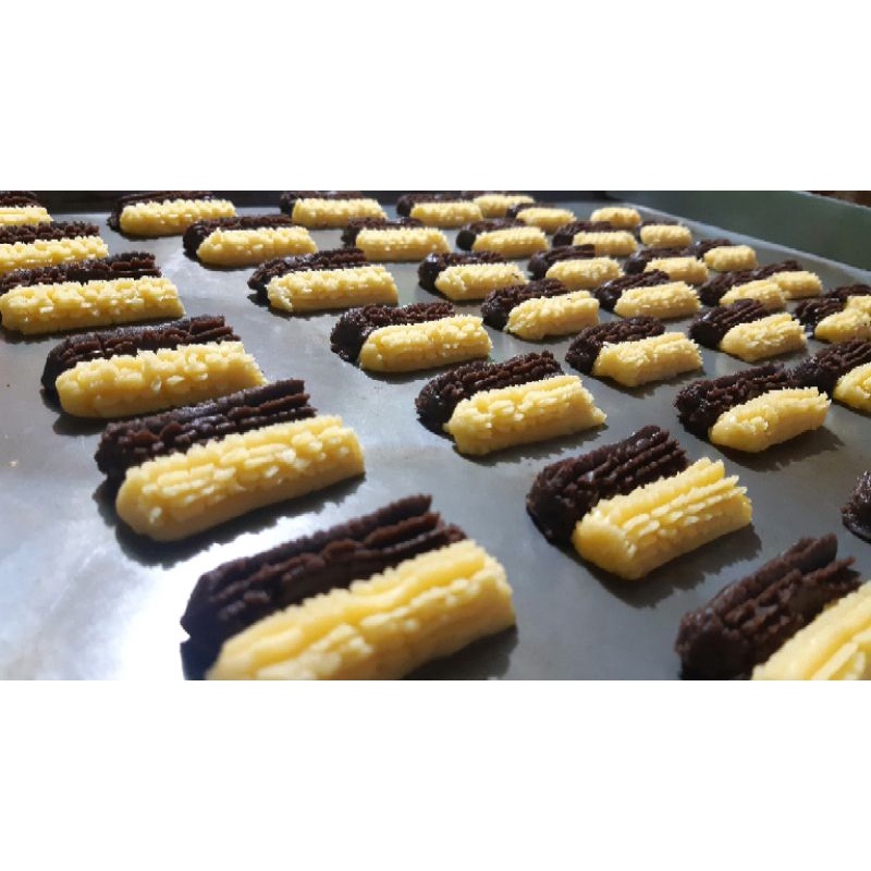 

Semprit Jadul Vanilla-Coklat 500gram (Kue Lebaran/Kue Kering)