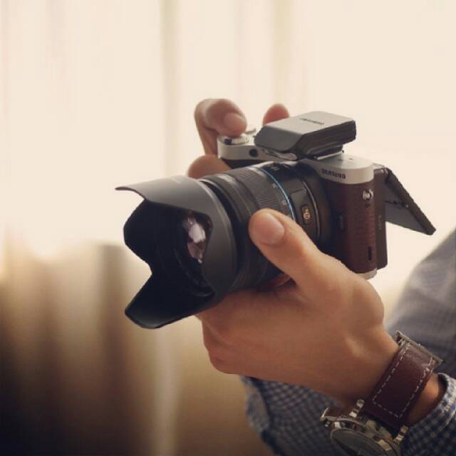 Kamera mirorless samsung NX300