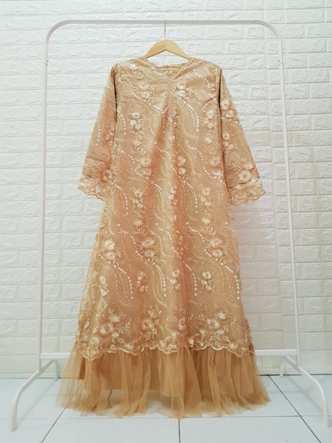 Danisha dress broklat tile