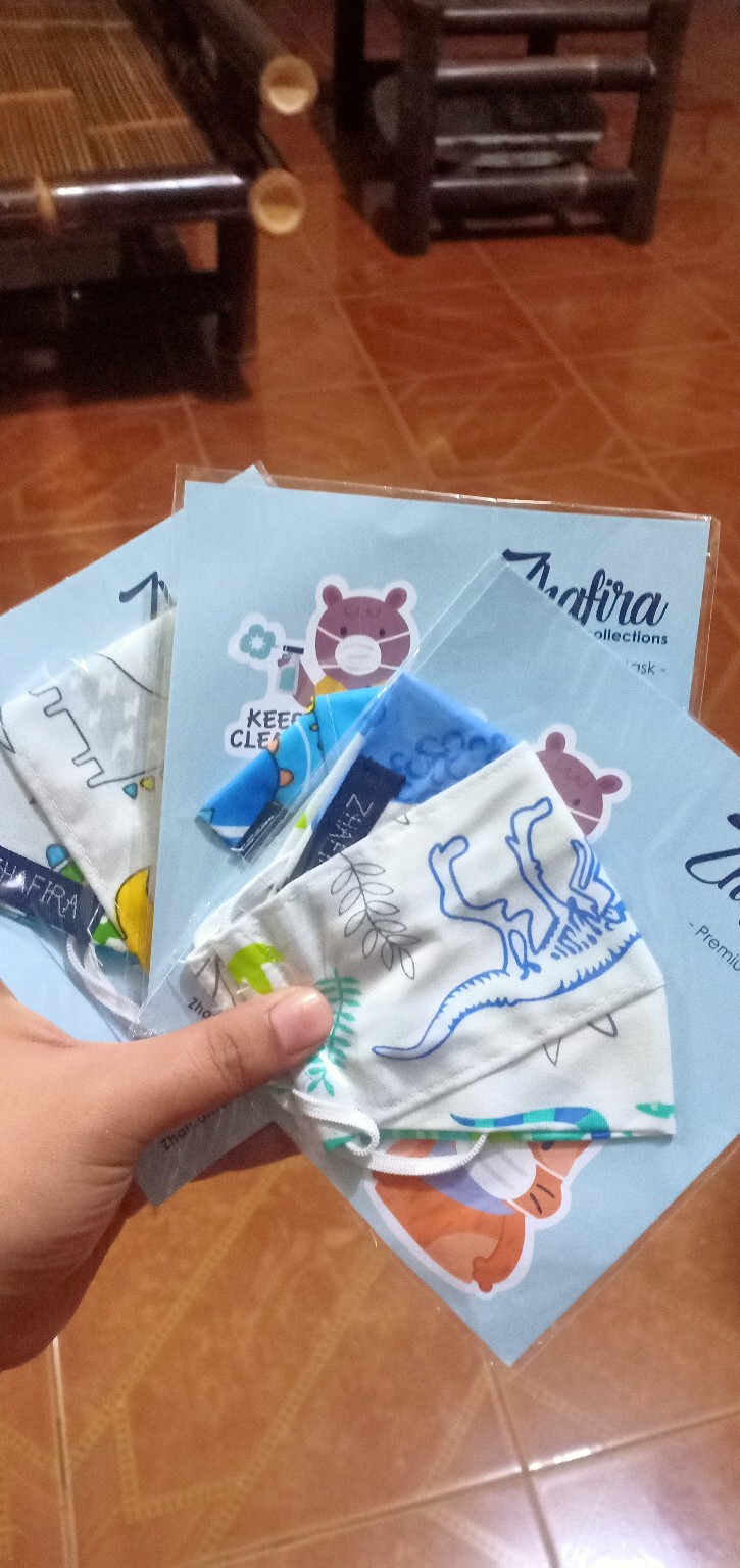 Masker Anak Dinosaurus Midnight Abu 3d,korea Style,slot Ditengah Untuk Fillter/tissue,anti Sesak