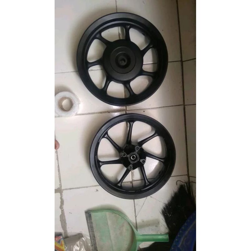 Velg velk pelek velek ORI Scoopy r12 satu set